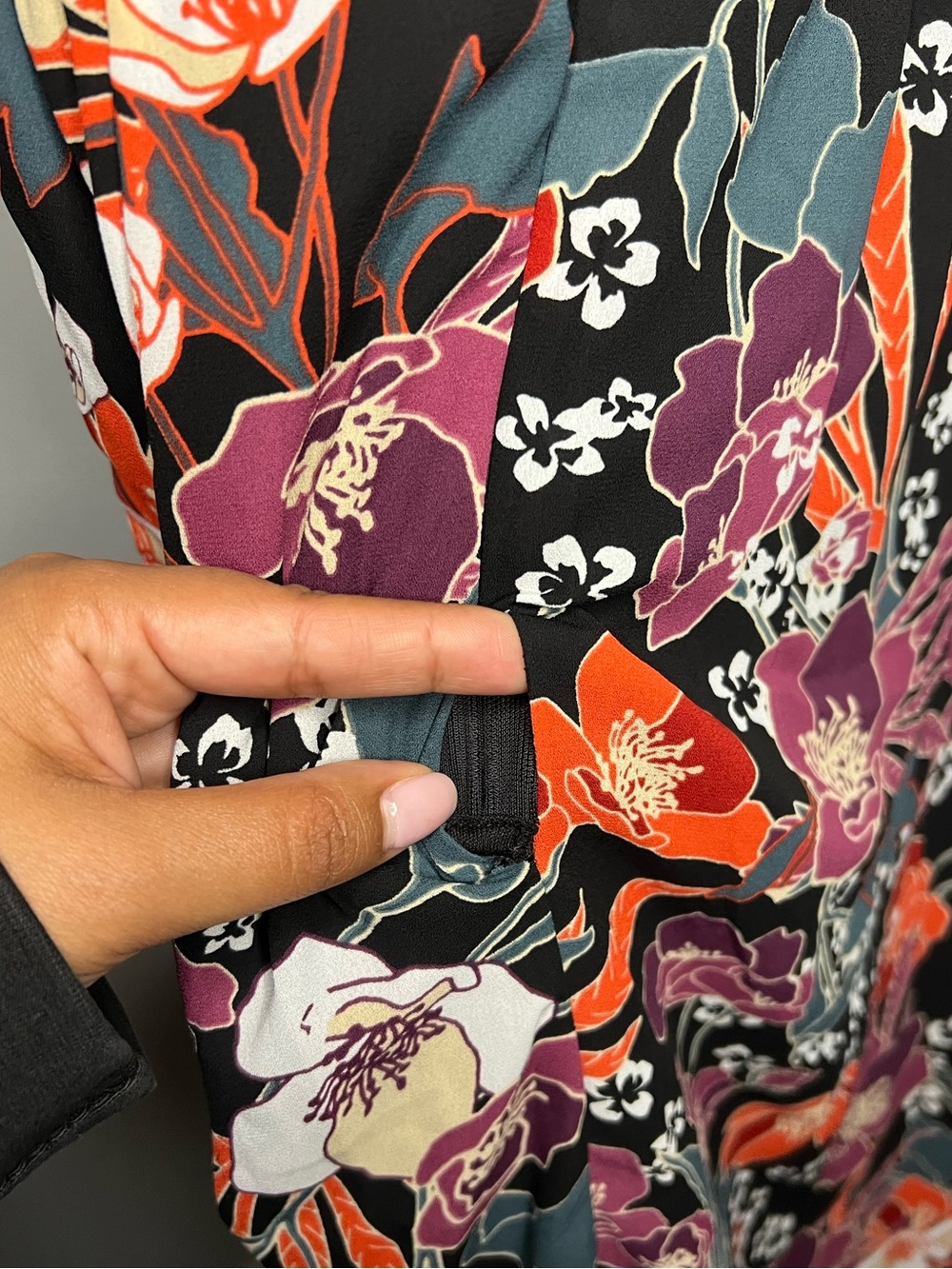 Julia Jordan  Puff Sleeve Midi Dress Black with Orange & Purple Floral Print S2 - Picture 14 of 16